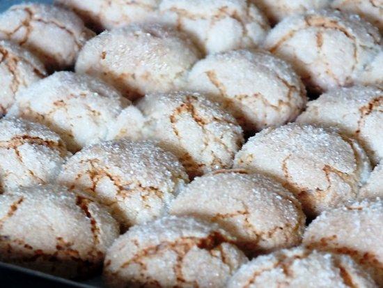Bon Bons Dolci Tipici