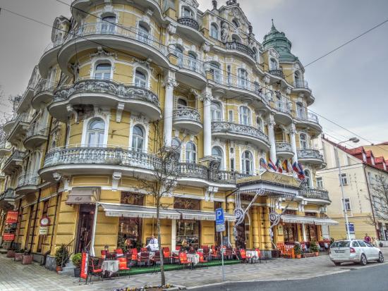 Cafe & Restaurant Bohemia