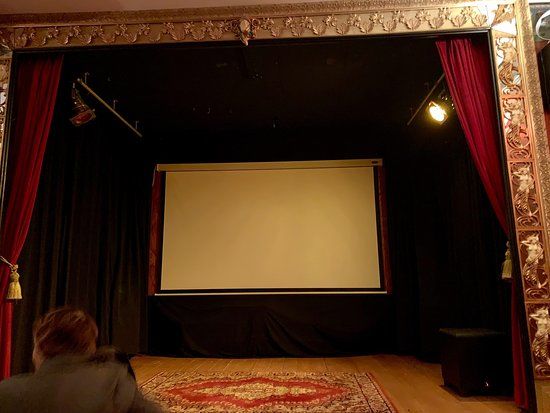 West-End Theater