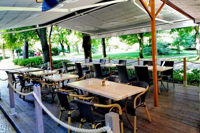 Cafe Oliver