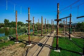 Zabavny lanovy park