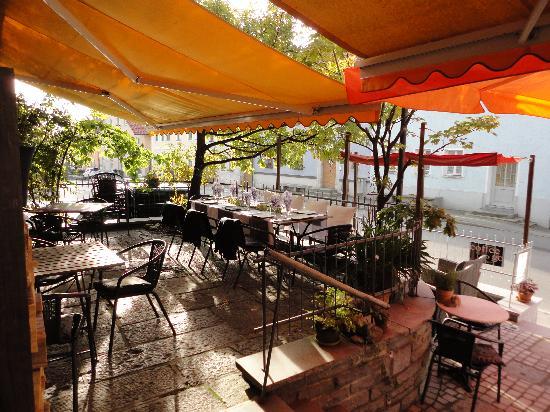 Bistro Cafe Pur